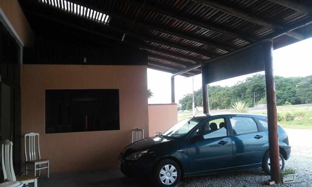 Hotel E Pousada Via Mar Itapocu ภายนอก รูปภาพ